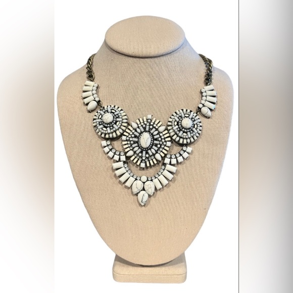 Statement Necklace - Picture 6 of 6